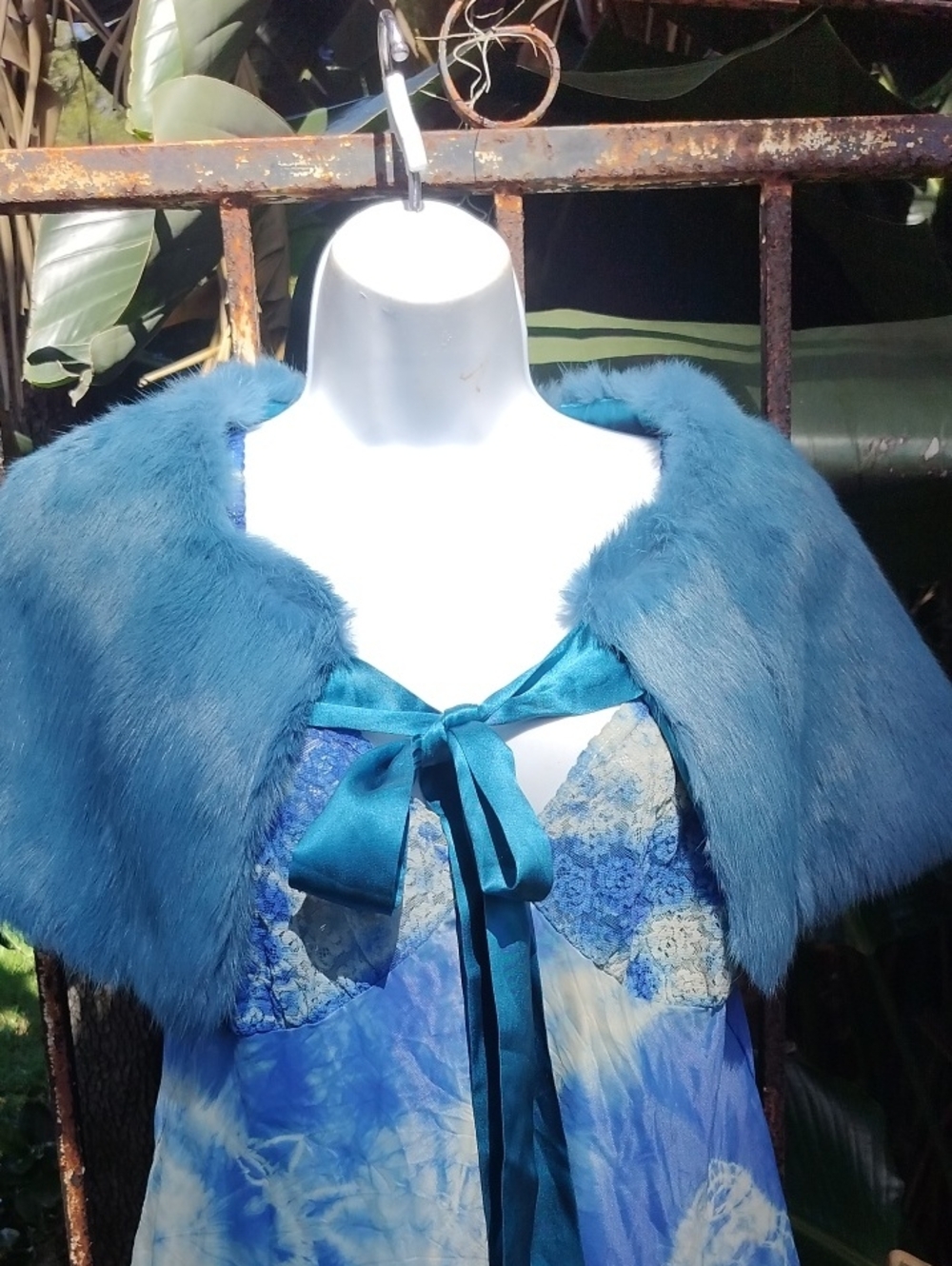 Bebe Vintage Blue Fur Shoulder Stole with Satin Tie S/M